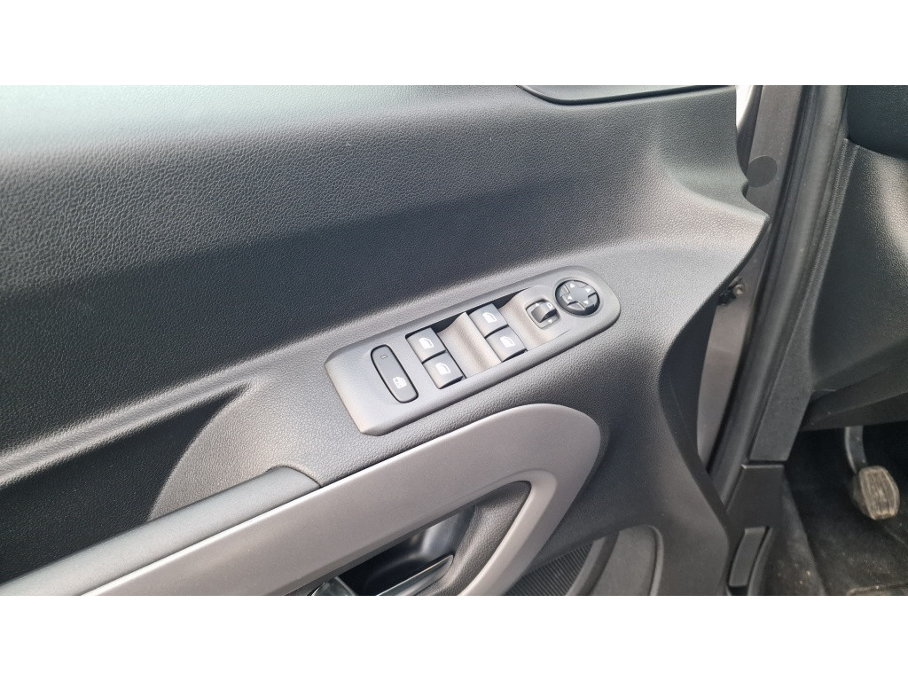Toyota ProAce CITY Verso 1.2 Turbo Live L2 7 Pers Long, Stoelverwarming, 47545333-14.jpg | Autobedrijf Colijn